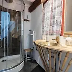 Domaine De La Fee De L'eau - Les Fees De L'o *