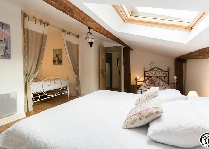 Hébergement de vacances Domaine De La Fee De L'eau - Les Fees De L'o *